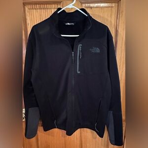 Men’s north face, lightweight, warm-up jacket